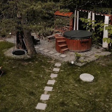 Szyszka Mecina Mala